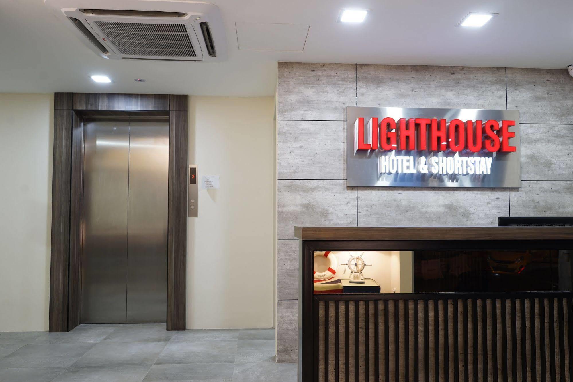 Lighthouse Hotel & Shortstay @ Damansara Uptown Petaling Jaya Eksteriør billede